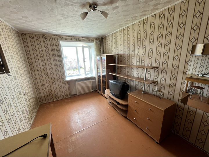 Комната 13 м² в 5-к., 7/9 эт.