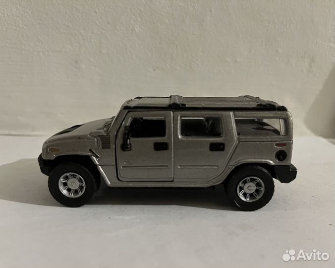 Модель автомобиля Hummer