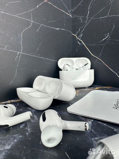 AirPods Про (Premium)