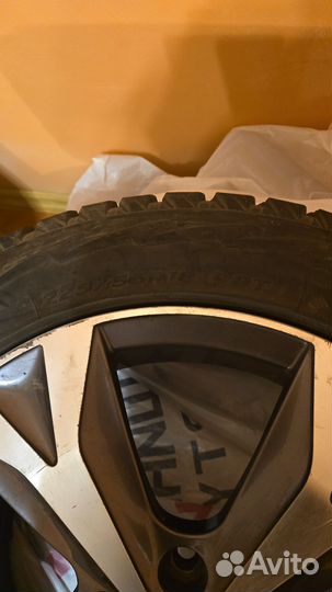 Зимние колеса 225/55 R18 Hankook с дисками литыми