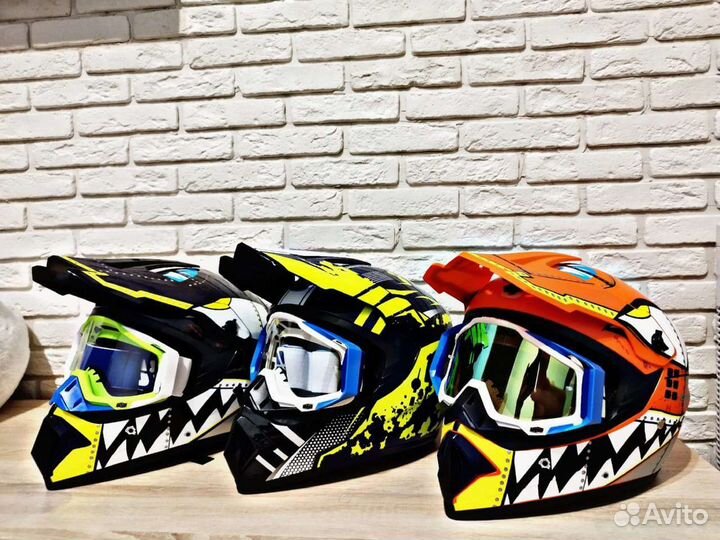 Мотошлем кроссовый новый