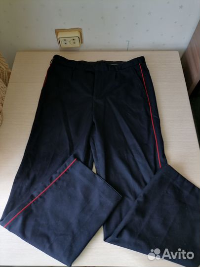 Продаю полицейскую форму