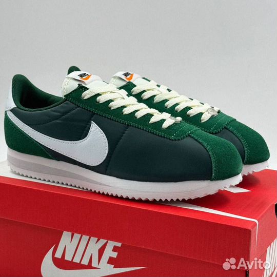 Кроссовки женские Nike Cortez