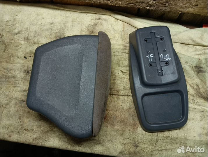 Подлокотник Toyota Funcargo