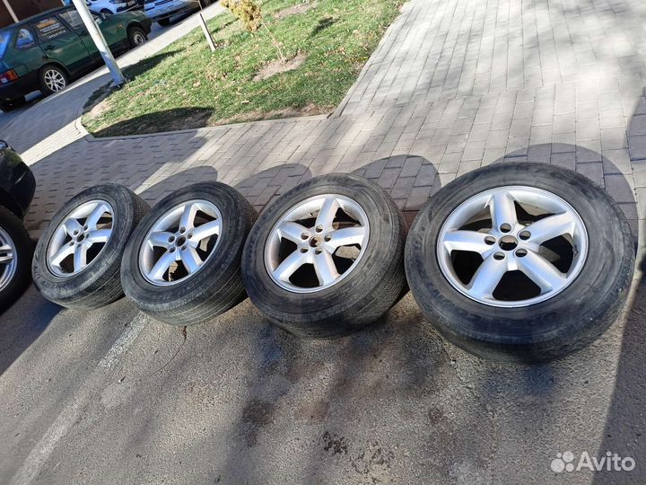 Toyo Open Country U/T 235/65 R17