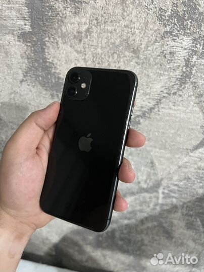 iPhone 11 в отличном состоянии