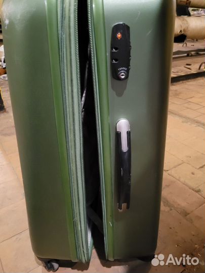 Чемодан на колесах бу большой