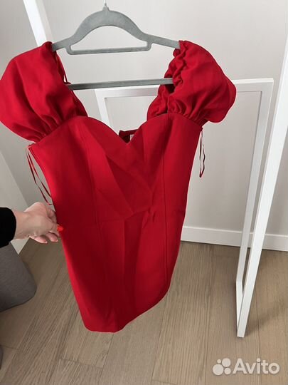 Платье красное Zara