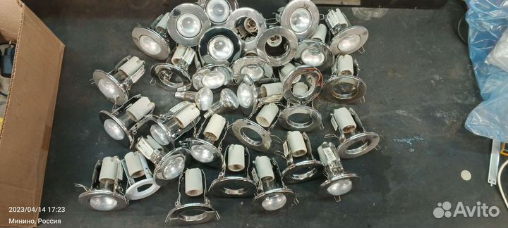 Светильник потолочный встраиваемый