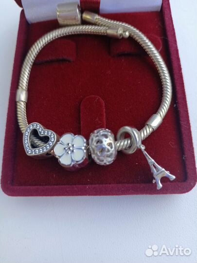 Украшение шарм