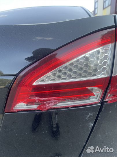 Задний правый фонарь mondeo 4