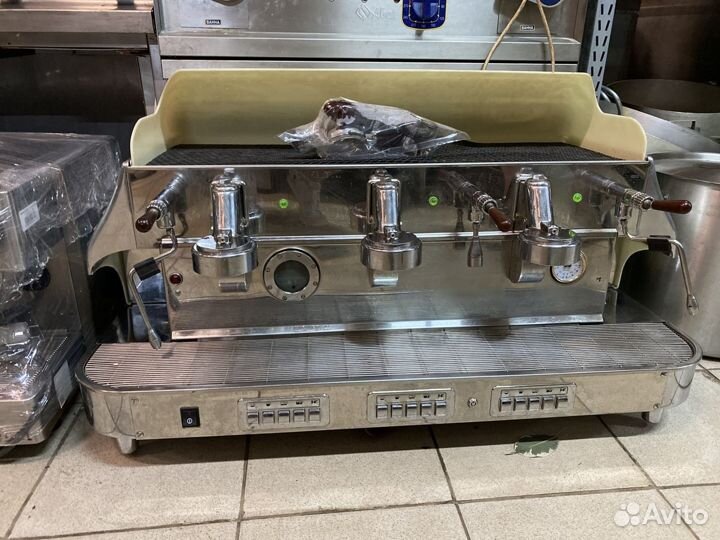 Кофемашина elektra