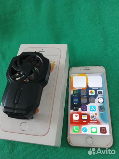 Телефон iPhone 6s
