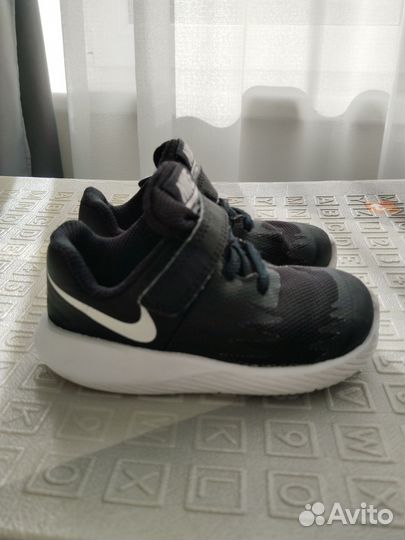 Кроссовки nike детские