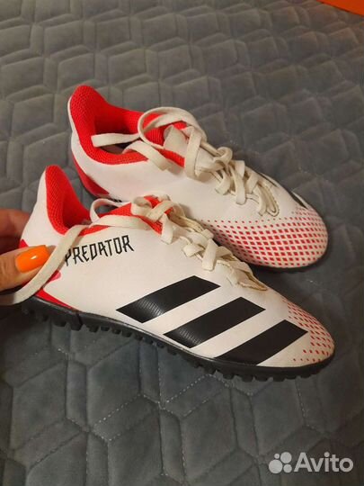 Кроссовки adidas