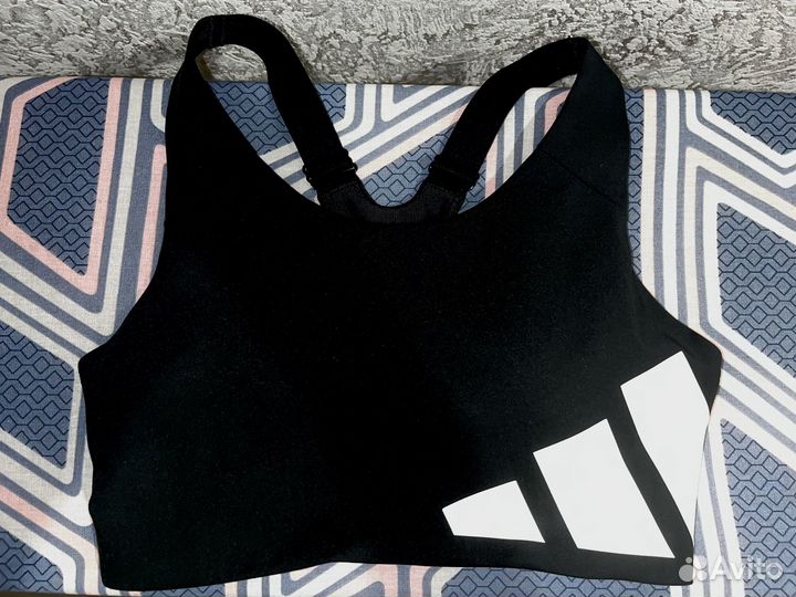 Спортивный топ adidas