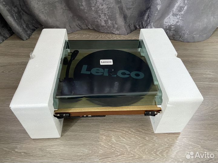 Проигрыватель винила