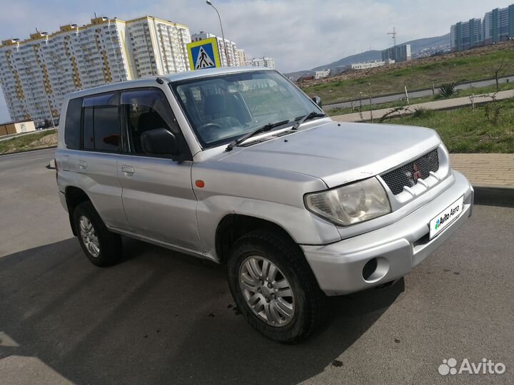 Mitsubishi Pajero iO 1.8 AT, 1999, 213 000 км
