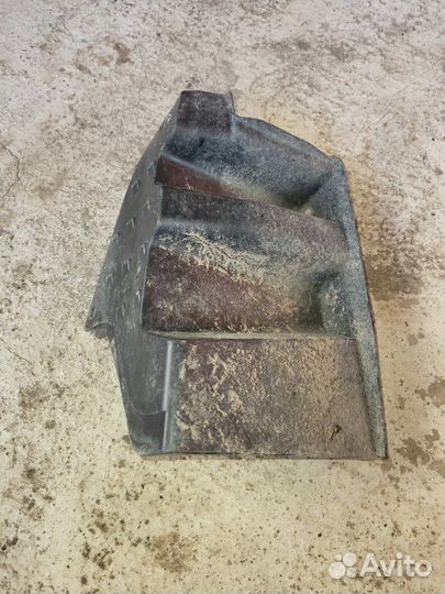 Защита бампера задняя левая Kia Sportage 4 QL G4NA