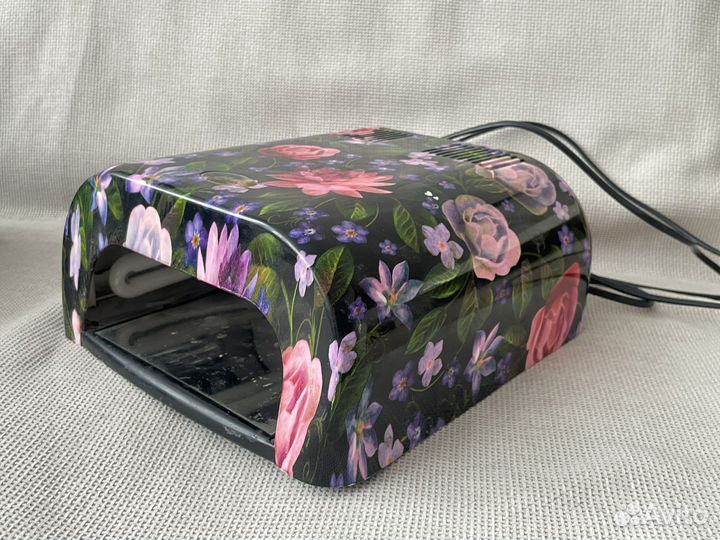 Лампа для ногтей