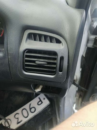 Дефлектор воздуха мазда капелла