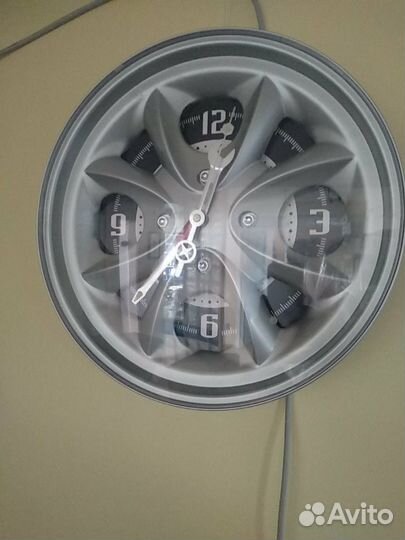 Часы разные