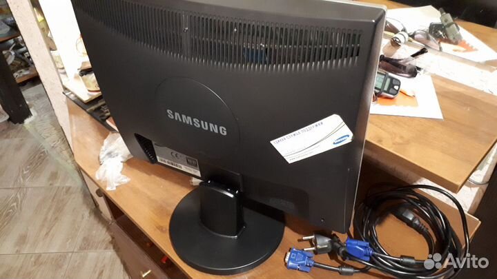 Монитор samsung 943n (19) с колонками