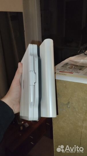 Портативный dvd плеер LG DP-9821