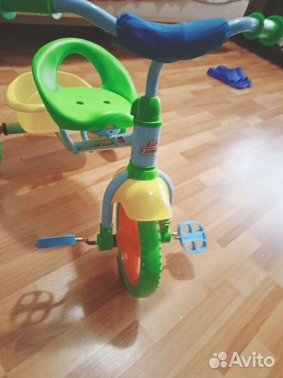 Трехколесный велосипед новый