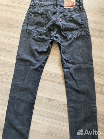 Джинсы levis 501