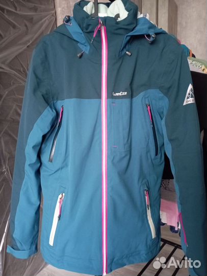 Куртка демисезонная женская р. 42