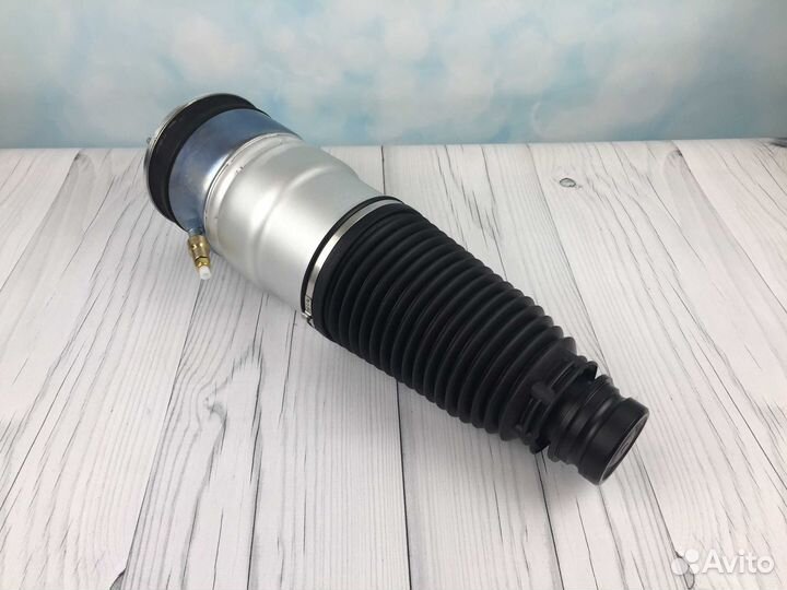 Передняя пневмоподушка Tesla Model S