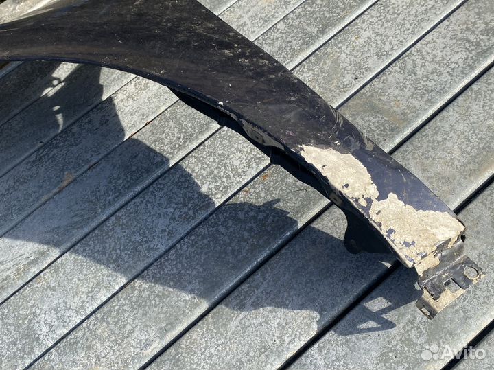 Крыло переднее левое Honda Legend KB1