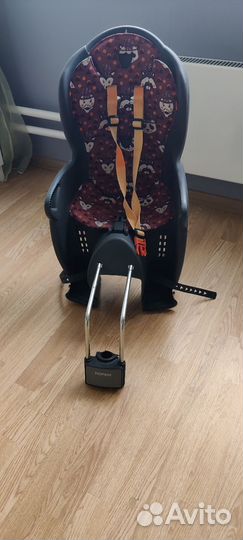 Детское кресло на велосипед hamax