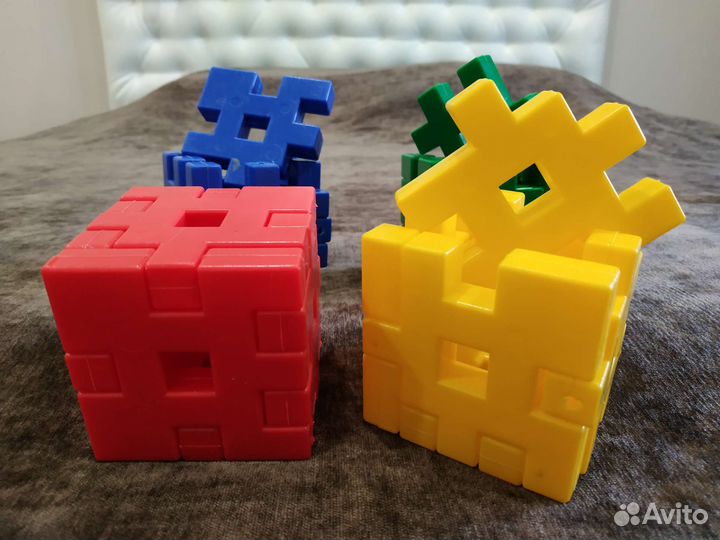 Игрушки логические пазлы