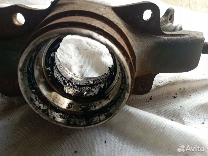 Поворотный кулак на chevrolet niva