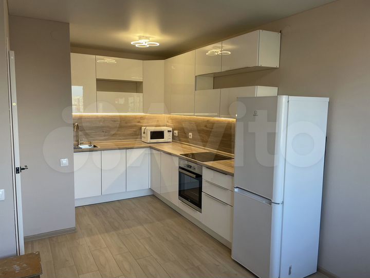 2-к. квартира, 47 м², 6/10 эт.