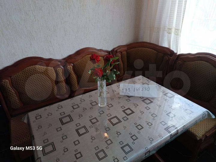 Дом 200 м² на участке 8 сот.