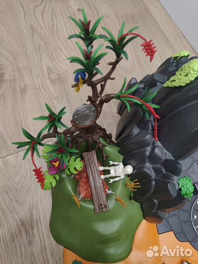 Огромный пиртский остров Playmobil