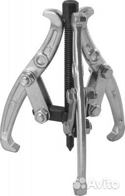 Съемник с тремя поворотными двусторонними захватам