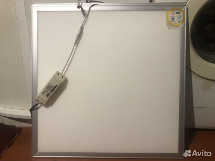 Светильник, лампа для армстронг