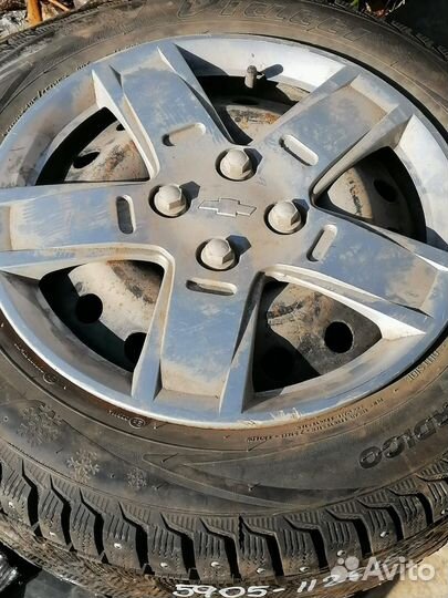 Продам зимний комплект колёс R 15 б/у