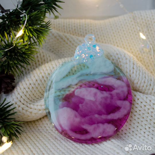 Ёлочная игрушка из эпоксидной смолы