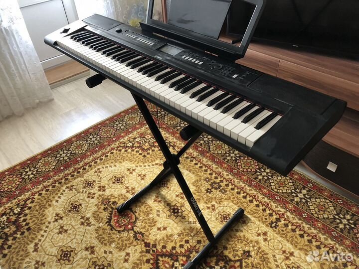 Цифровое пианино yamaha