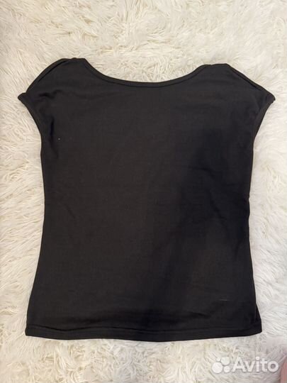Топ с открытой спиной
