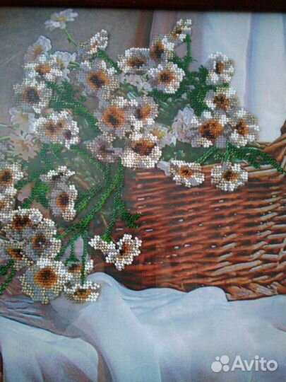 Картина- вышивка бисером на шёлке