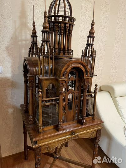 Клетка деревянная для птиц ручной работы