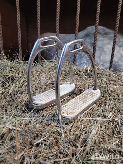 Уздечка стремена