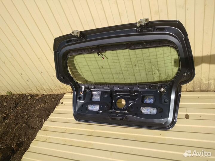 Крышка багажника BMW E81 E87