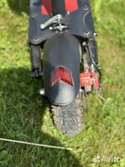 Самокат взрослый электрический Gugoo max speed